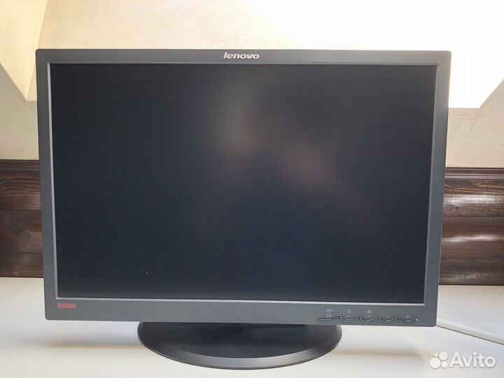 Монитор профессиональный Lenovo Think Vision L220x