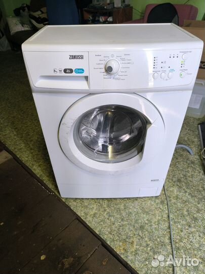 Стиральная машина zanussi ZWO685