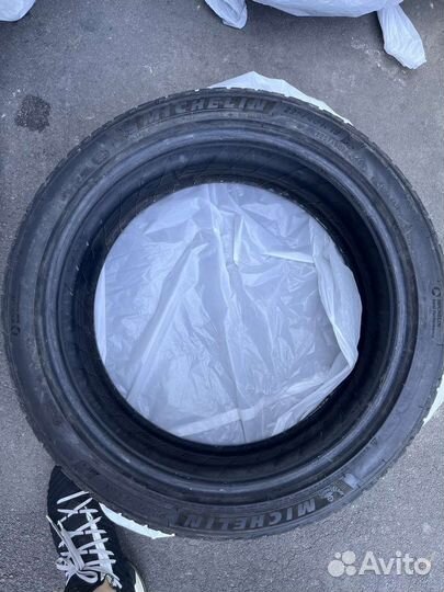 Michelin Pilot Alpin 5 255/35 R19 и 225/40 R19