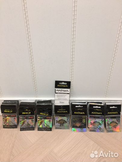 Крючки рыболовные и многое другое