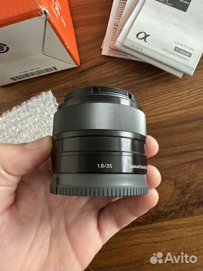 Объектив Sony 35mm f1.8