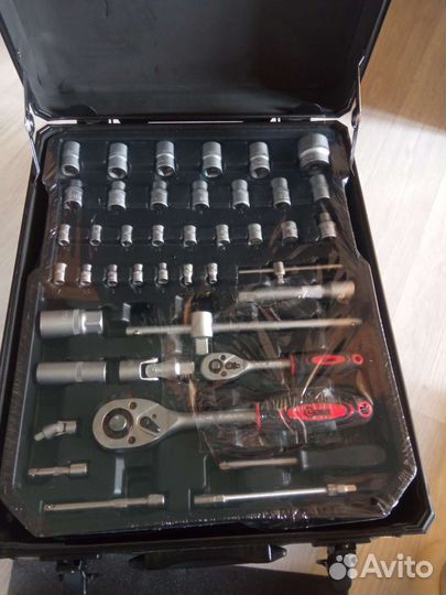 Продам набор ручного инструмента