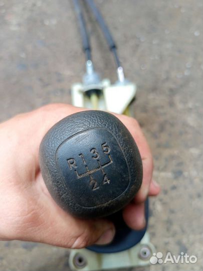 Кулиса МКПП с тросами на Kia Rio 3