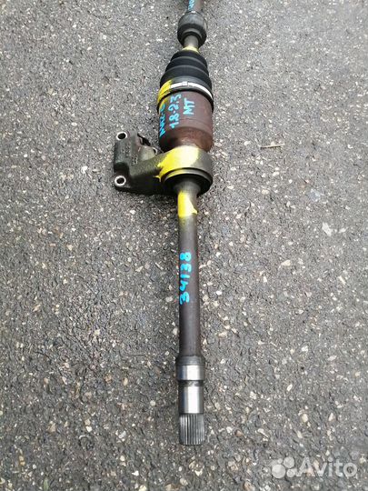 Полуось передняя правая привод Mazda 6 GG 1.8-2.3