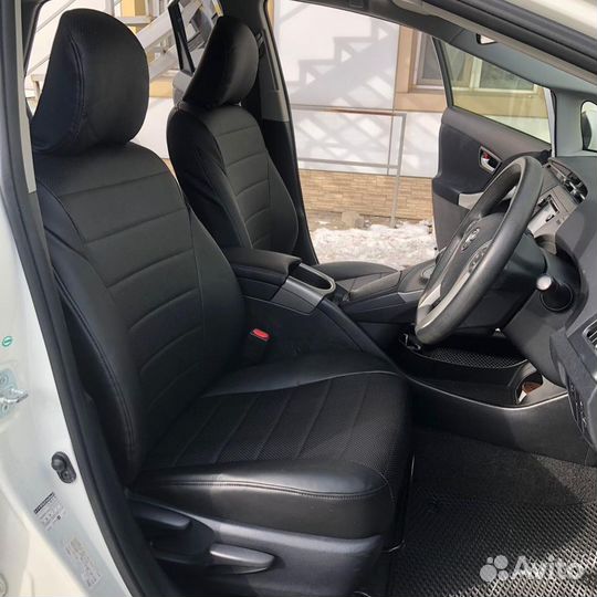 Авточехлы из экокожи Toyota Prius 30