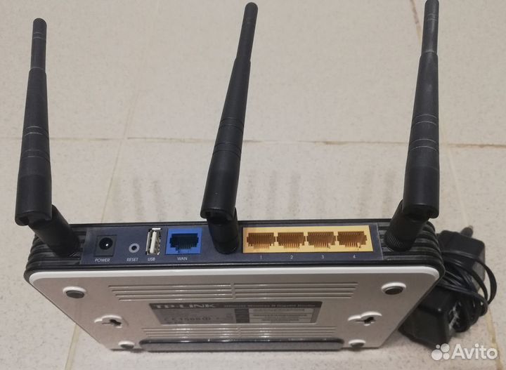 Беспроводный Wi-Fi маршрутизатор TP-Link WR1043ND