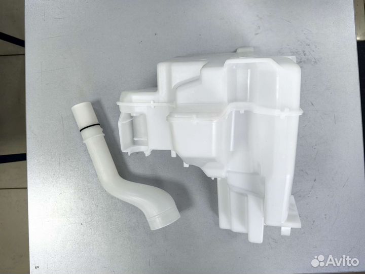 Бачок омывателя subaru