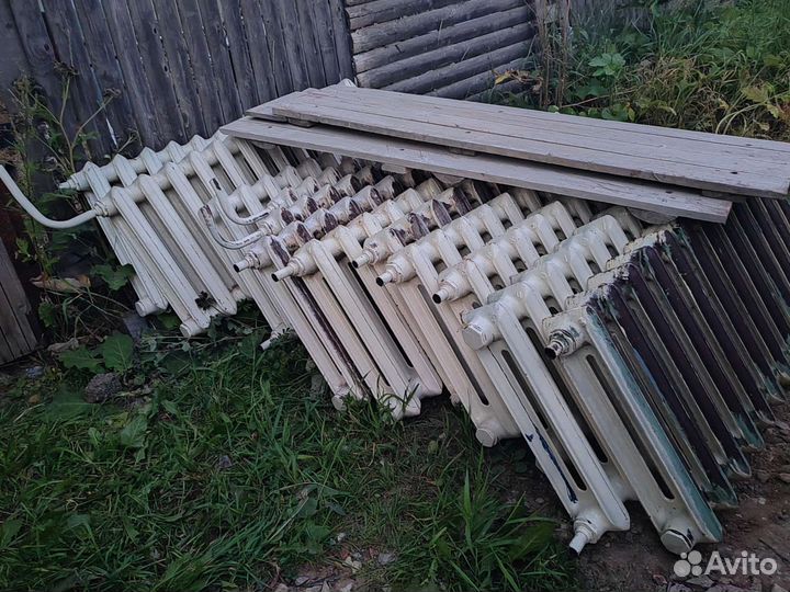 Батарея чугунная
