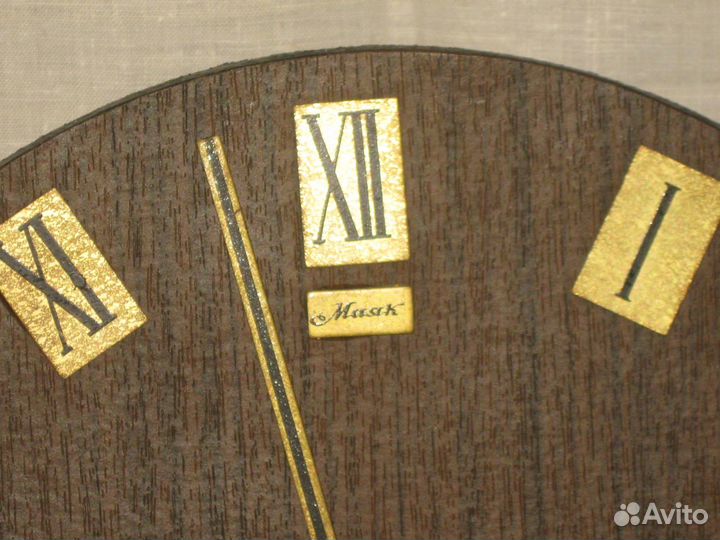 Часы настенные 