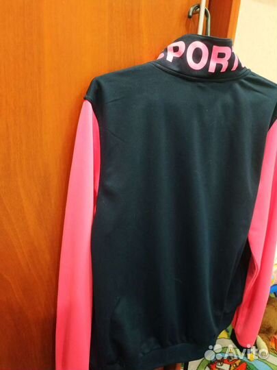 Спортивный костюм женский