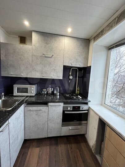 2-к. квартира, 40 м², 5/5 эт.