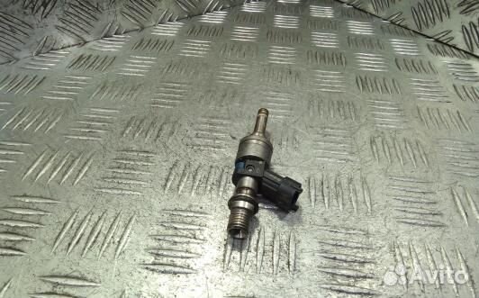 Форсунка бензиновая porsche cayenne 1 (4BA12B703)