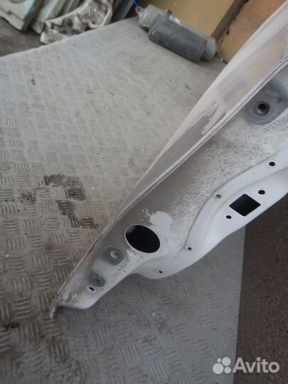 Б/У Б/У Дверь передняя правая, Toyota (Тойота)