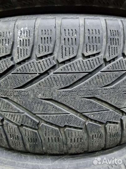 Nokian Tyres Hakkapeliitta R2 SUV 275/50 R20 113R