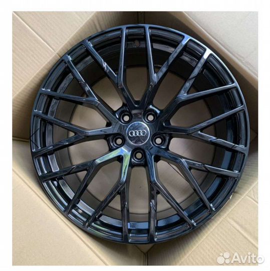 Диски R21 на Audi Q8
