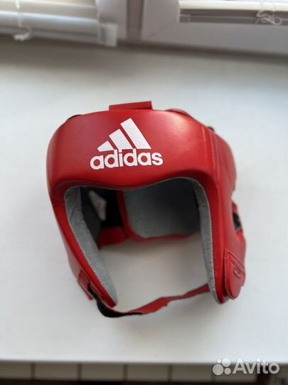 Боксерский шлем adidas