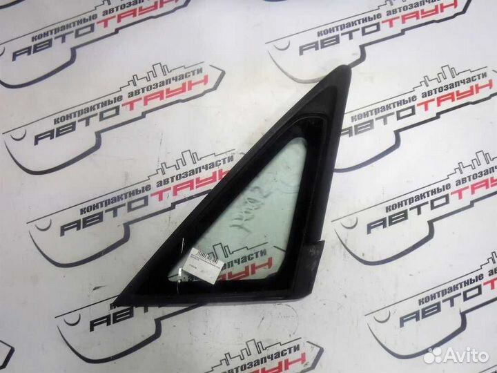 Форточка кузова mazda premacy CP8W cpew F R