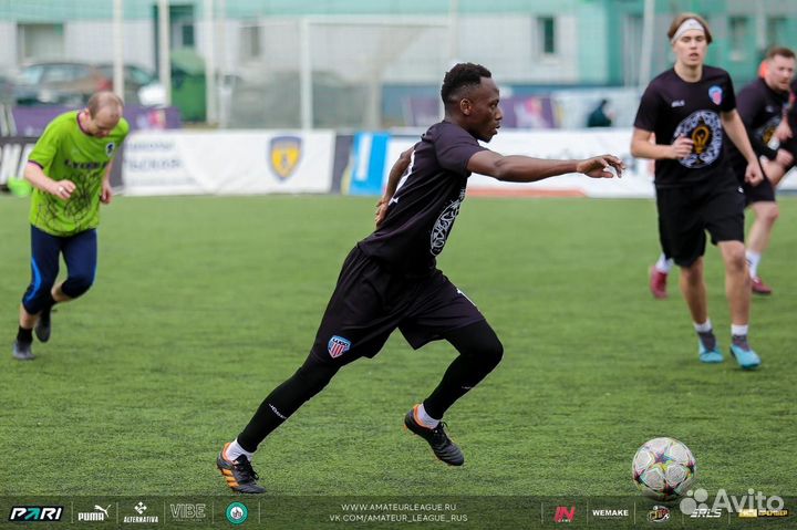 Тренер по футболу