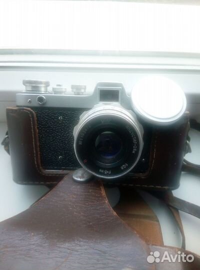 Пленочный фотоаппарат 