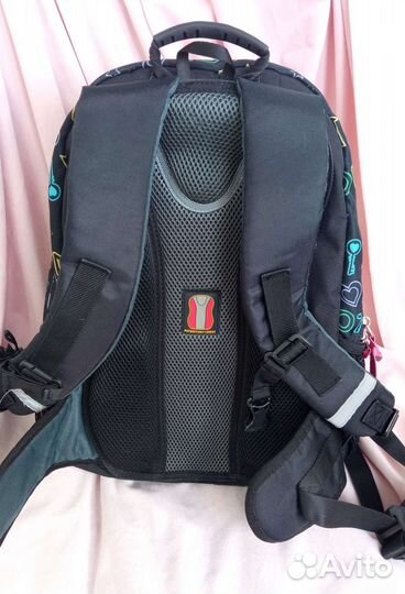 Рюкзак школьный для девочки Dr Kong размер М