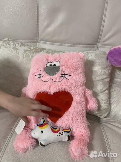 Кот подушка