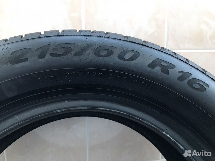 Pirelli Scorpion 215/60 R16