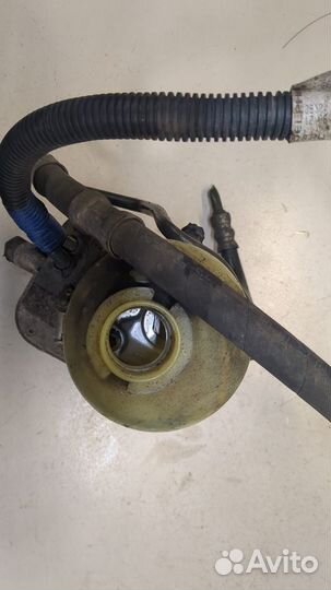 Насос усилителя руля Opel Meriva 2010, 2010