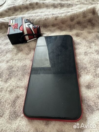 iPhone Xr, 64 ГБ