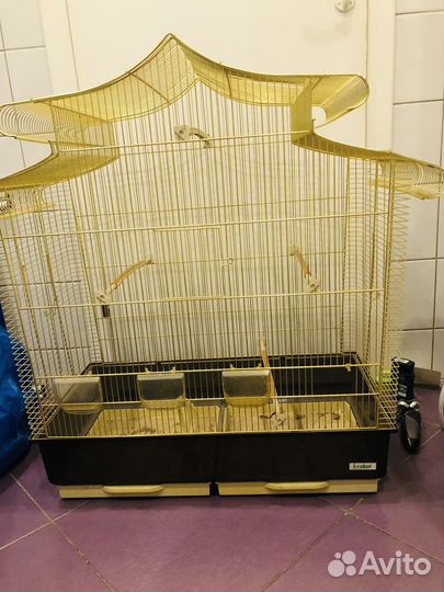 Большая клетка для птиц