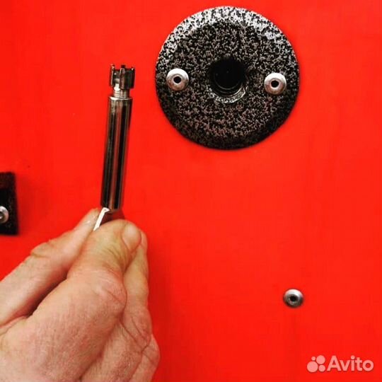 Вскрытие, замена, установка замков