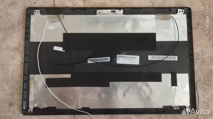 Части корпуса ноутбука Lenovo G580