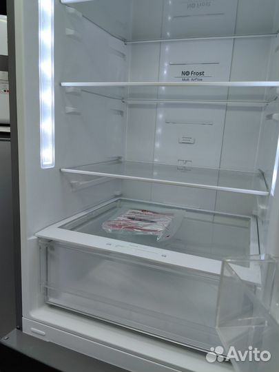 Холодильник Shivaki No frost 185x60x64sm