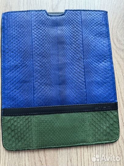Чехол для iPad бренда Etro из кожи питона, новый