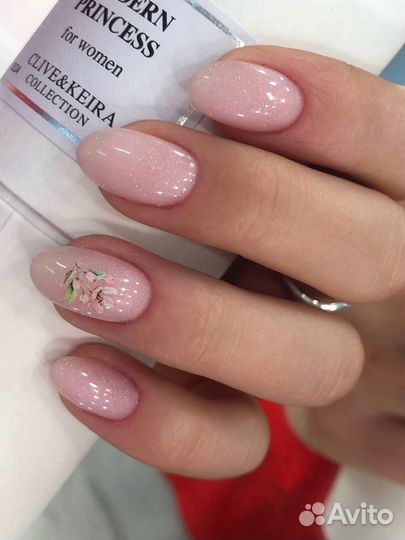 Маникюр в студии