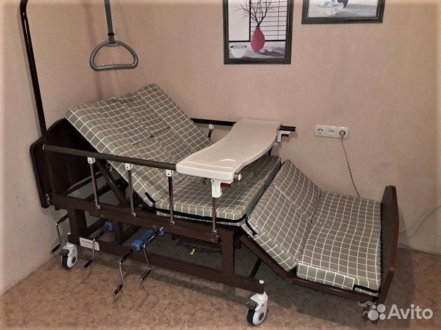 Медицинская кровать для лежачих больных е-45а wc+