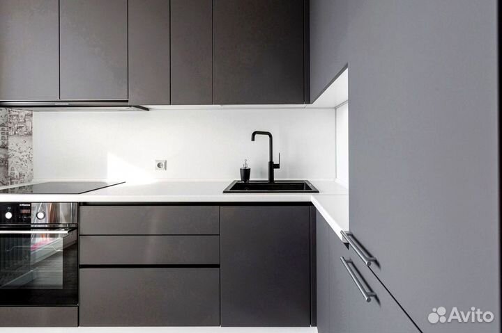 Кухонный гарнитур угловой в потолок на заказ