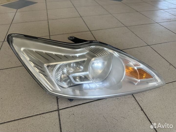 Фара правая Форд Фокус 2 Ford Focus 2