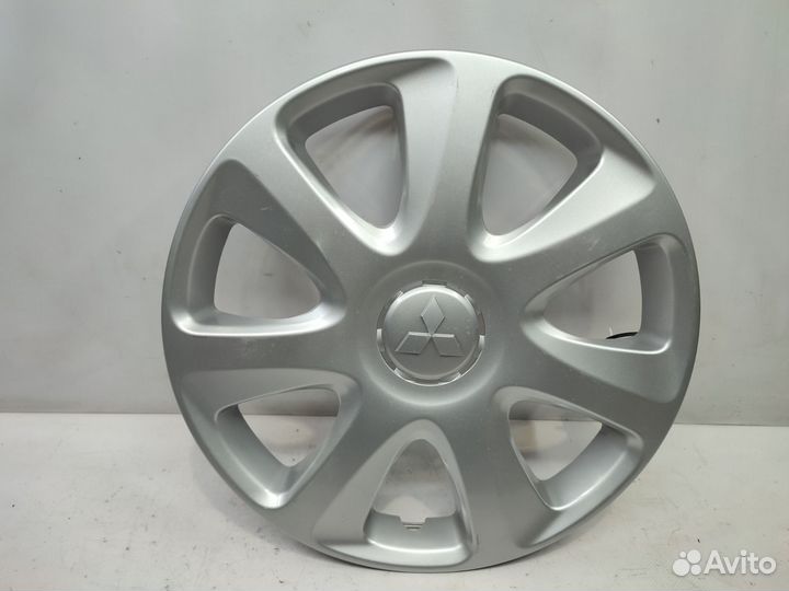 Колпак колеса Mitsubishi Outlander 3 GF 2012