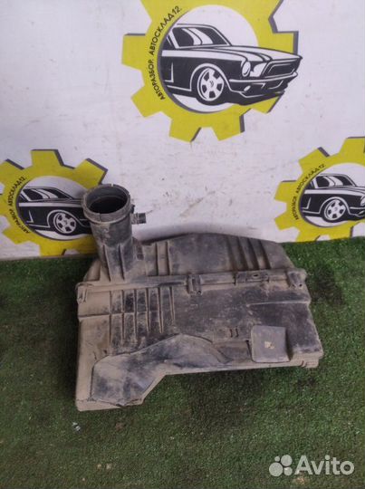 Корпус воздушного фильтра Peugeot Partner KFW 2006