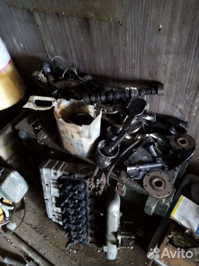 Запчасти на двс Мазда Титан