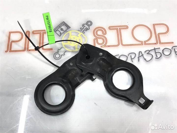 Крепление радиатора Nissan Primera (P12) 2002 - 2