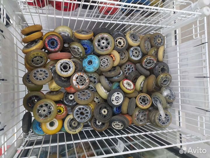 Колесо для роликов, самокатов, чемоданов б/у