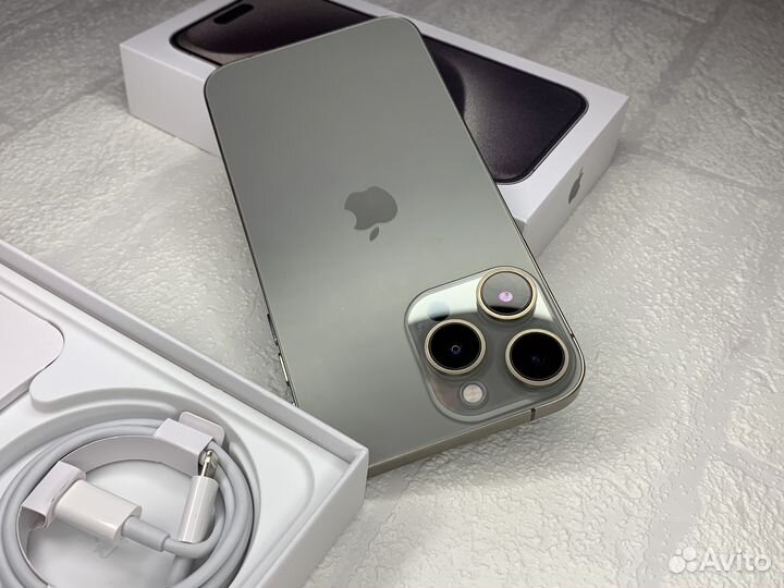iPhone Xr, 128 ГБ