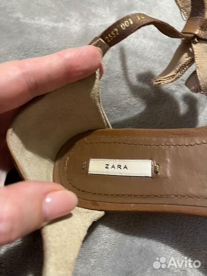 Босоножки zara