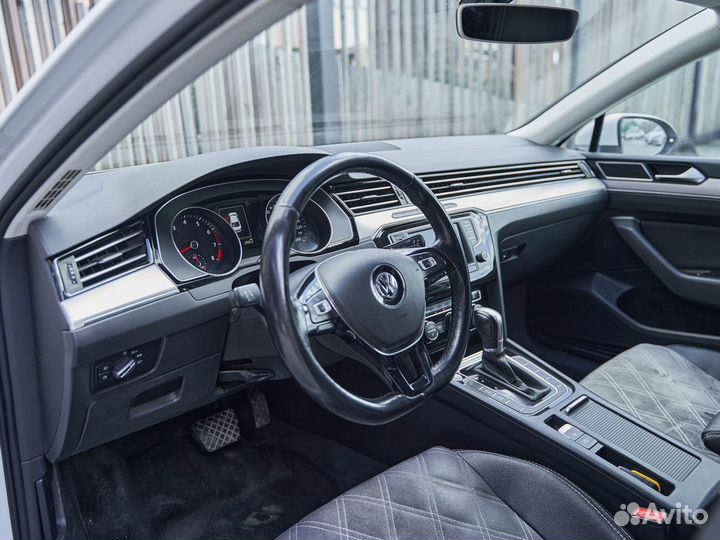 Volkswagen Passat 1.8 AMT, 2015, 161 500 км