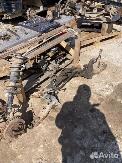 Балка передней подвески Киа Спектра