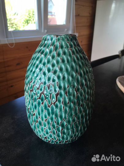 Керамическая ваза под цветы