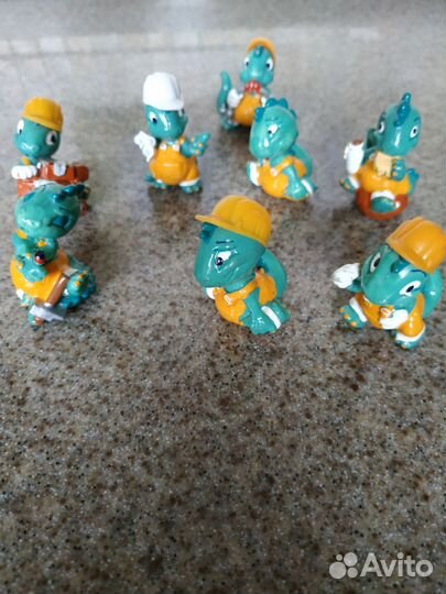 Игрушки из киндер сюрприза 90х