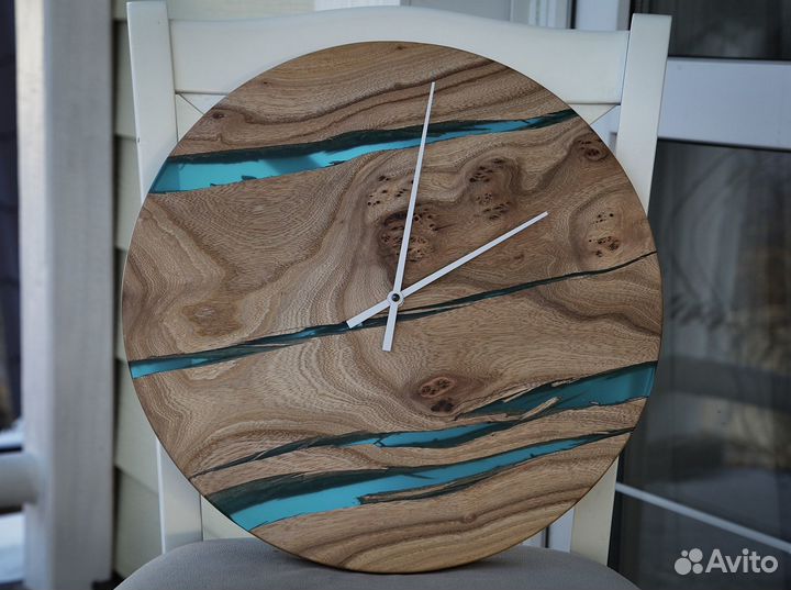 Часы из дерева, часы из массива, часы из смолы