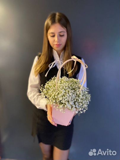 Комозицая из белых гипсофили